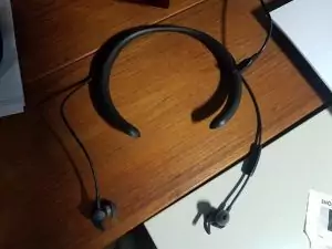 Charging my Bose QC30 Earbuds