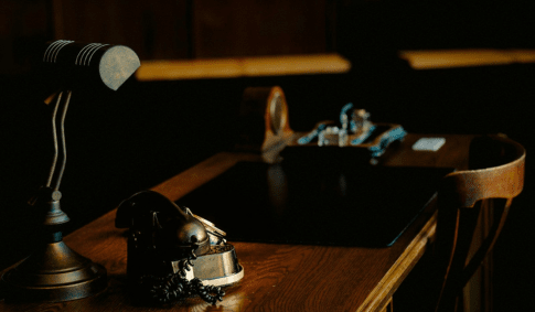 Feature Image Vintage Office Decor