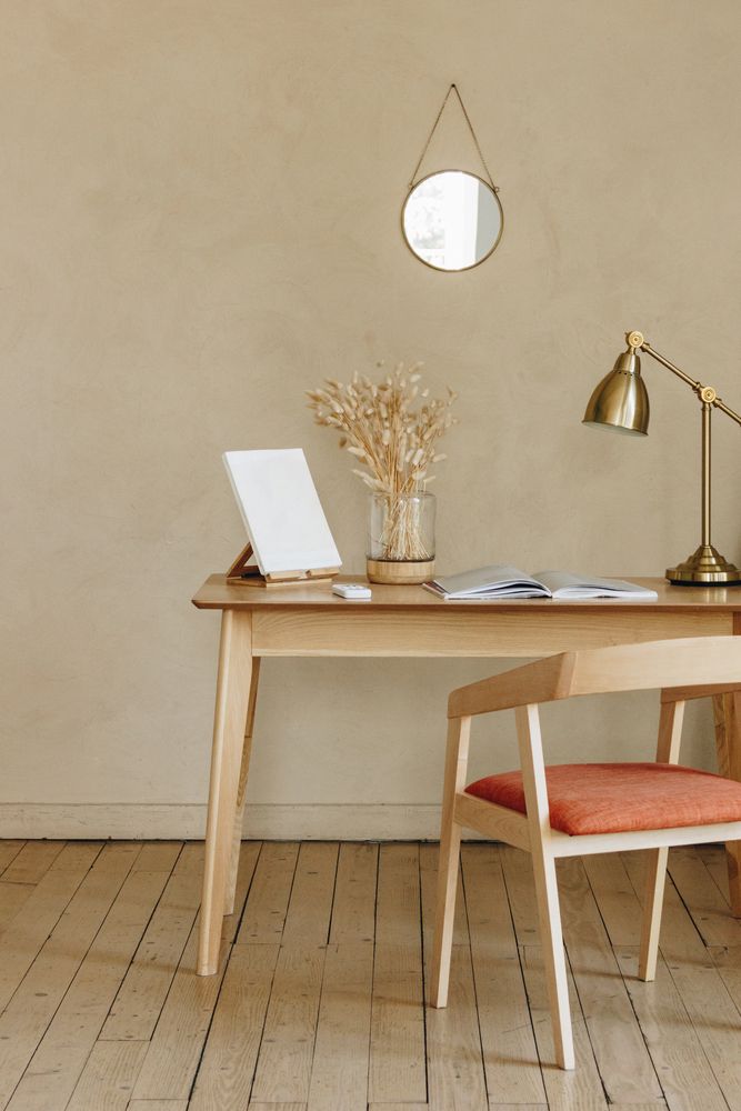 Tonal Beige Workspace