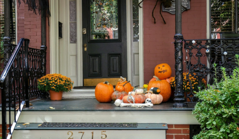 Feature Image Fall Front Porch Ideas