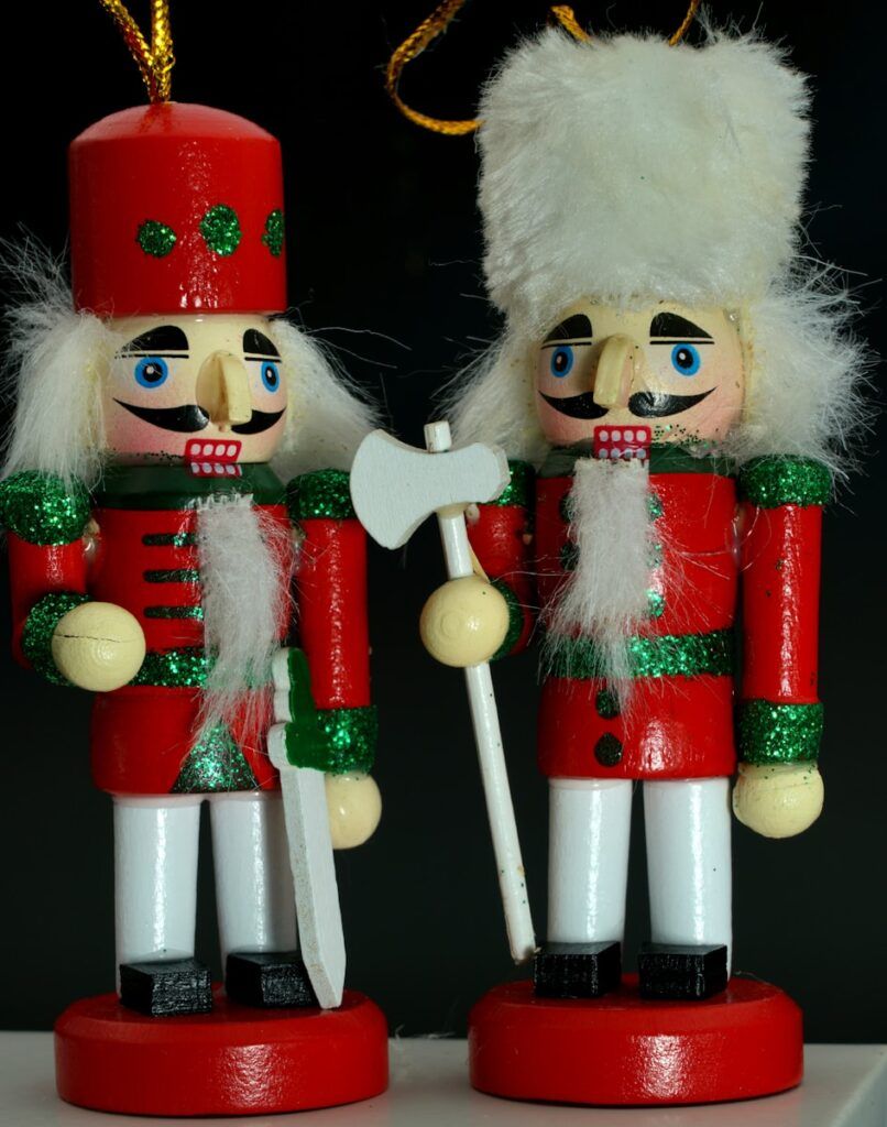 wooden nutracker figures