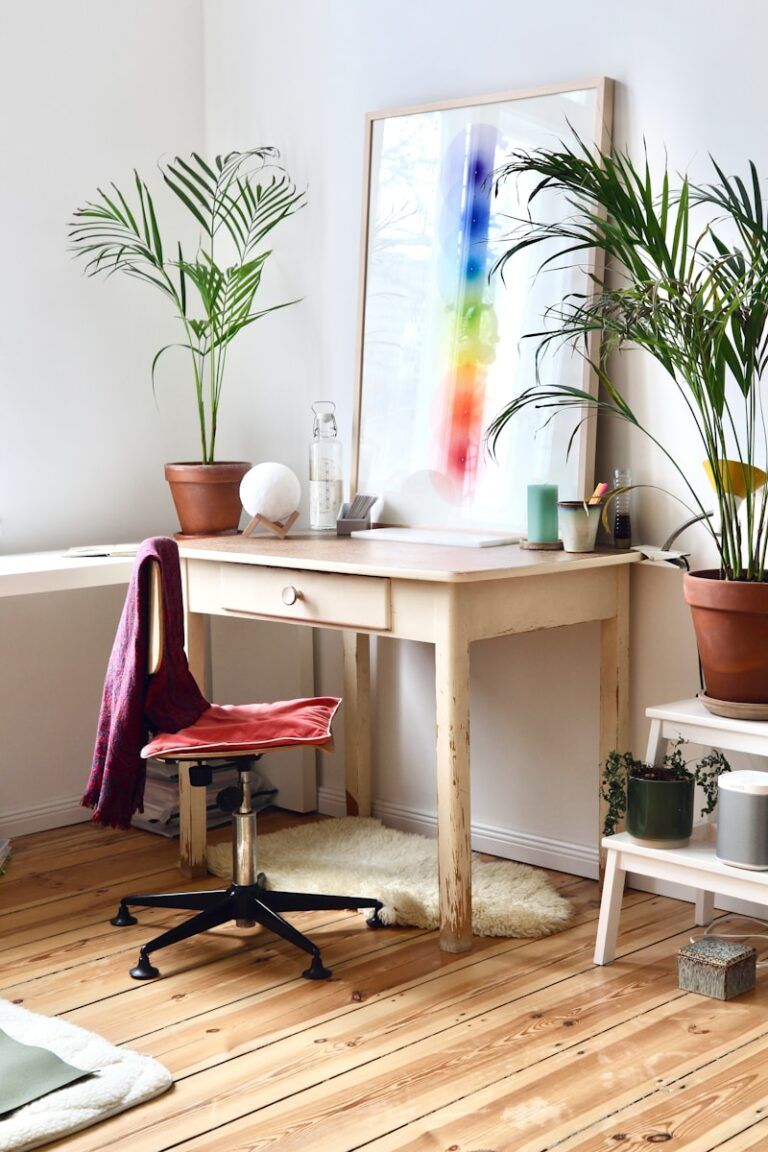 30+ Boho Office Decor Ideas to Spice up Your Workspace
