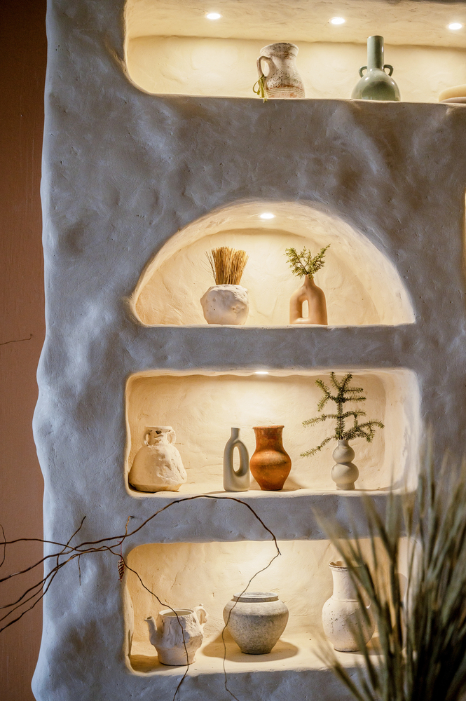 shelving from built-in plaster niches